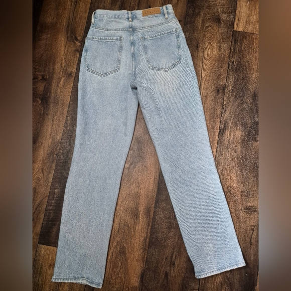 PacSun High Rise Light Blue Distressed Jeans - Picture 2 of 3